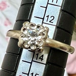 14k Vintage Natural Diamond Engagement Ring